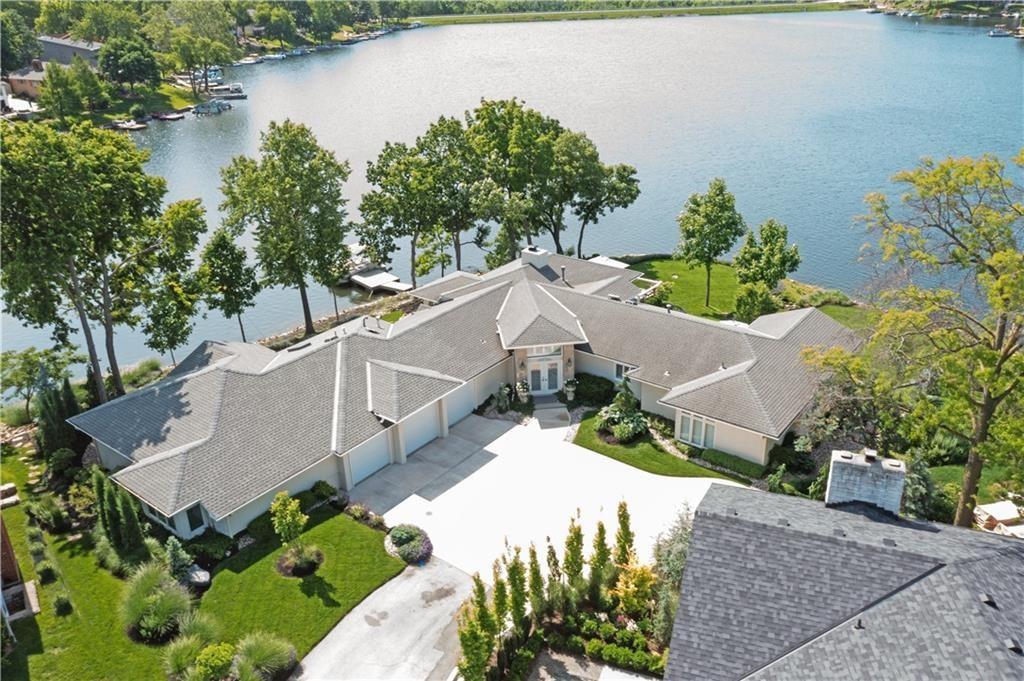 223 NW North Shore Drive