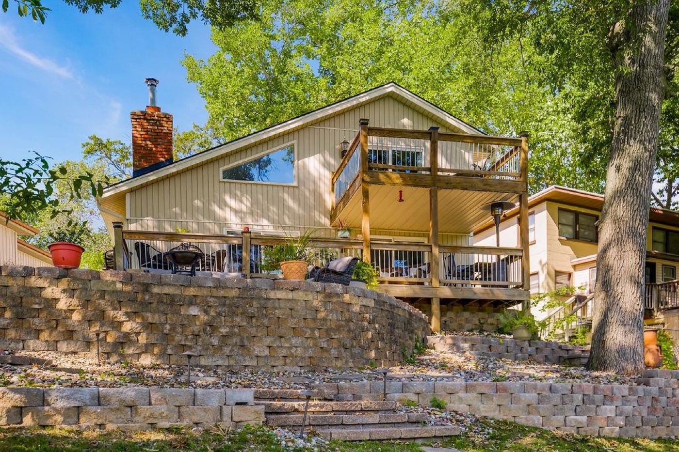 Featured property at 621 NW North Shore Drive